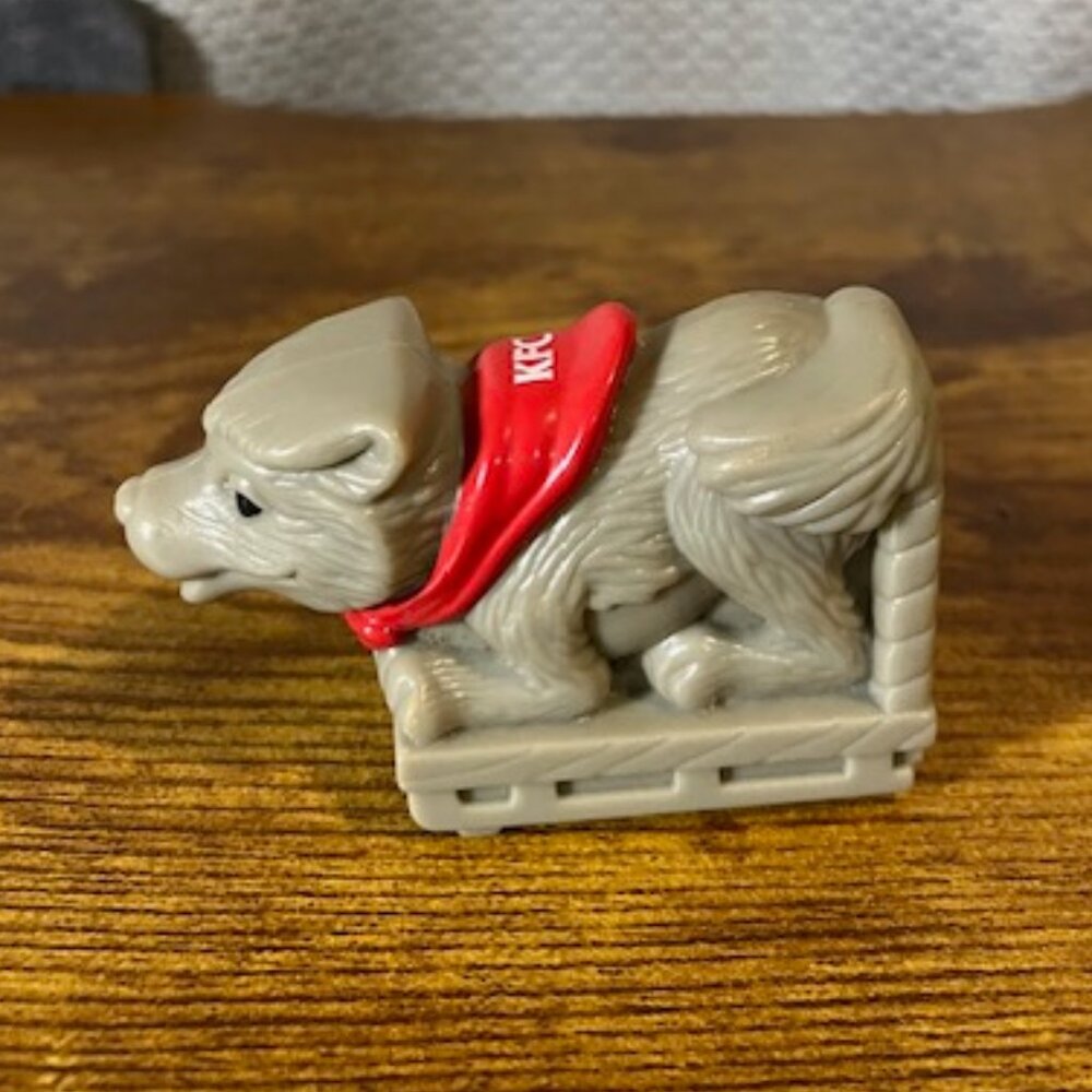 KFC Winter Wonder Pals Toy Figurine "Wolf" by Applause Vintage 1998‎